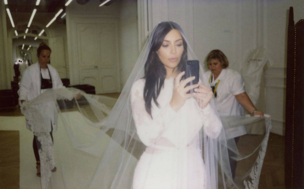 Galéria: Sosem látott fotók kerültek elő Kim Kardashian és Kanye esküvőjéről
