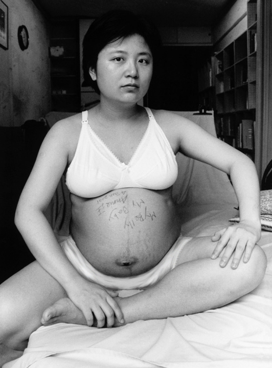 Galéria: „Az anya, mint alkotó” – Anna Wang