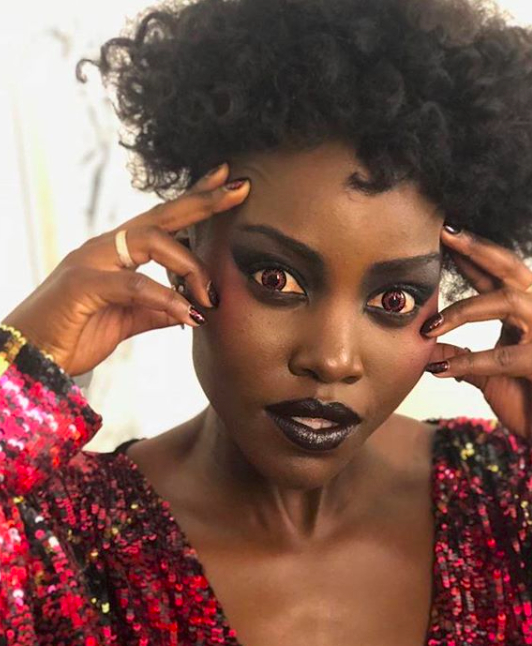 Galéria: Lupita Nyong'o félelmetes sminkjei és frizurái