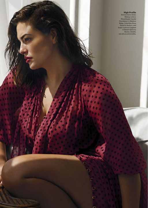 Galéria: Ashley Graham az Allure 2019-es számában