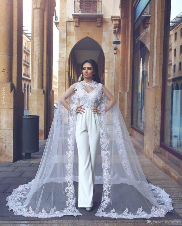 Galéria: A klasszikus esküvői ruhákon túl