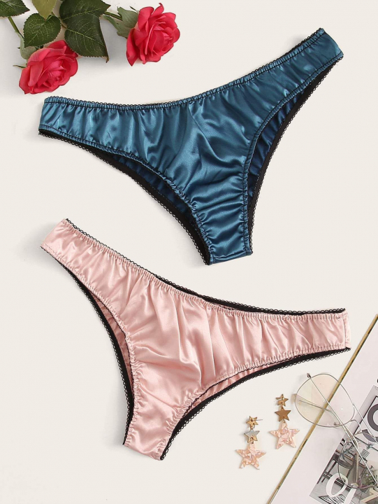 Galéria: 5 bugyifazon, amire minden nőnek szüksége van