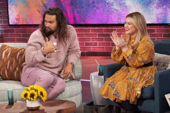 Galéria: Jason Momoa bebizonyította, hogy a rózsaszín igenis férfias szín