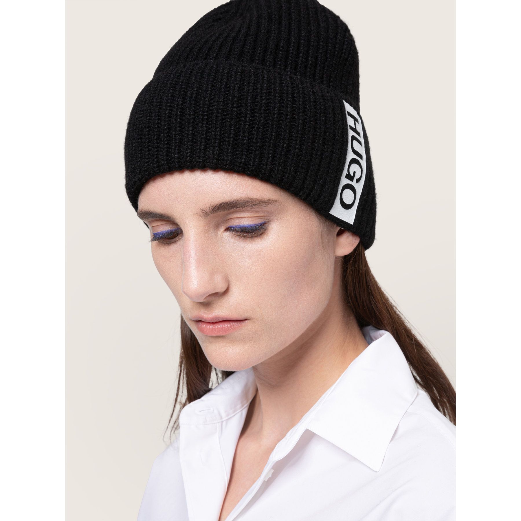 Galéria: Ilyen sapkát szerezz be, ha a hideg időszakban is nőies szeretnél lenni 