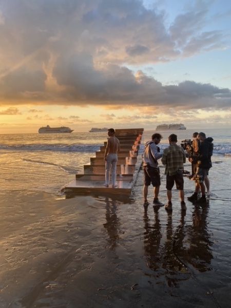 Galéria: Misa X Louis Vuitton
