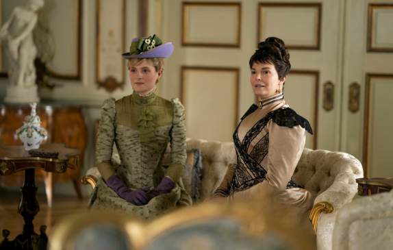 Galéria: 8 film és sorozat, amit imádni fogsz, ha szeretted a Bridgerton családot