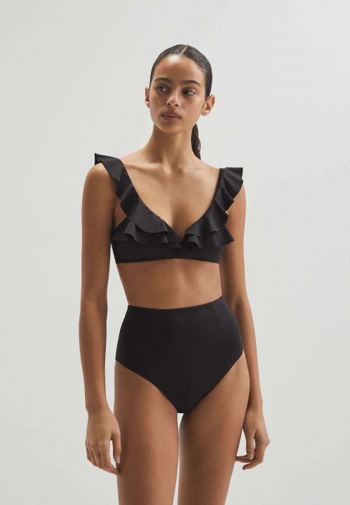 Galéria: A 10 legjobb kis fekete fürdőruha