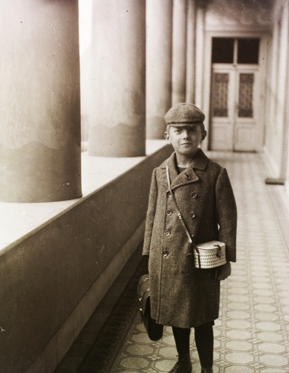 1907
