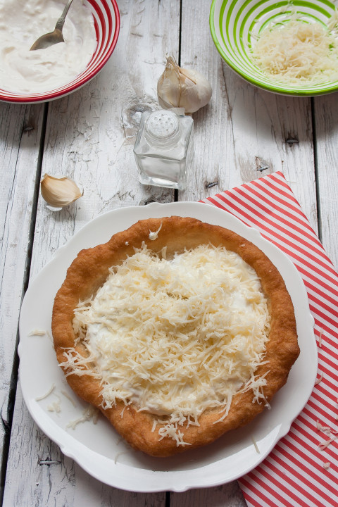 Galéria: Hazai lángos-körkép: mutatjuk, hogy merre indulj, ha egy jó lángosra fájna a fogad!
