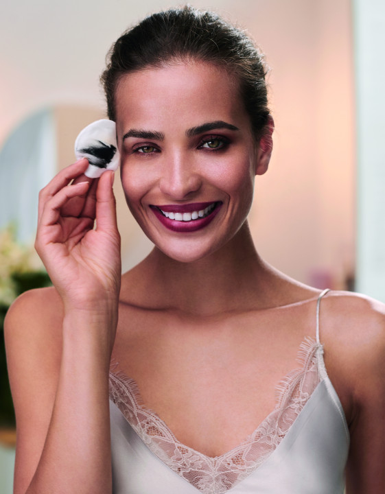 Galéria: 4 lépéses, szuperhatékony szemkörnyékápolási rutin a gyönyörű és friss tekintetért