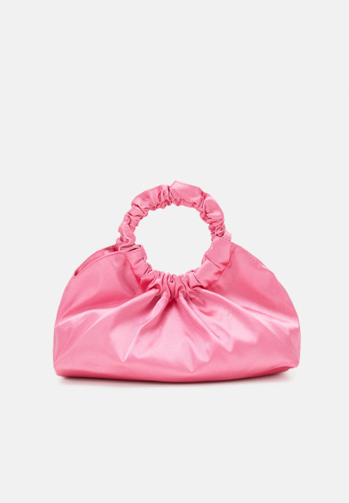 Galéria: 10 kihagyhatatlan nyári táska 10 ezer forint alatt