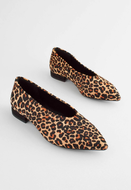 Galéria: Shoppingtippek: 6 leopárdmintás cipő, ami befektetésnek sem utolsó 2024-ben