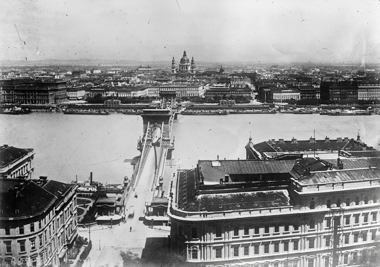 Galéria: Kék Duna keringő: a legjobb képek a múltból az ezerarcú folyamról 