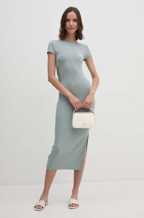 Galéria: 10 szürke ruha, amit érdemes beszerezned 2024 nyarára