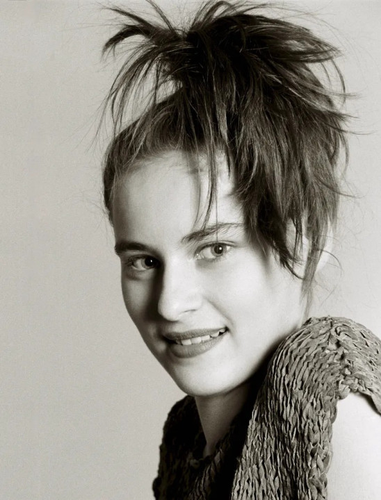 Galéria: Akkor és most fotók: így nézett ki Melania Trump arca, mielőtt megismerkedett volna Donald Trumppal