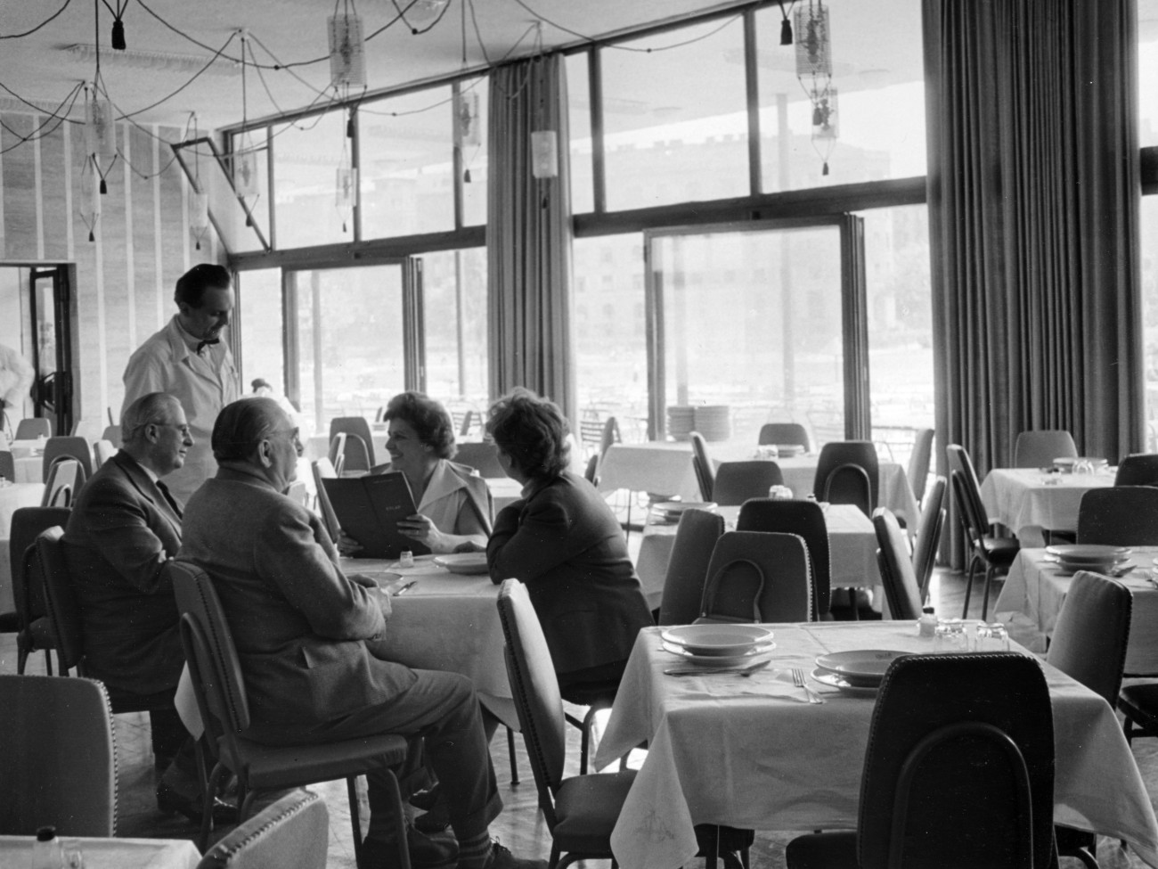 Galéria: Virtuális időutazás: régi éttermek nyomába eredtünk 