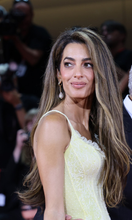 Galéria: 5 stílusos frizura Amal Clooney-tól
