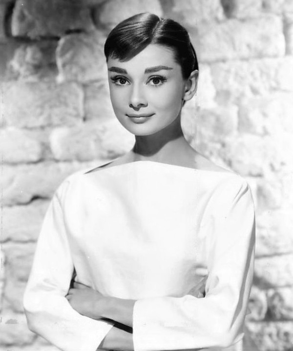 Galéria: 15 stílustrükk, amire Audrey Hepburn esküdött