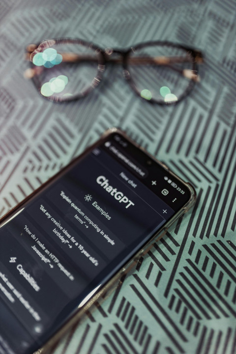 Galéria: A legviccesebb versek a ChatGPT tollából