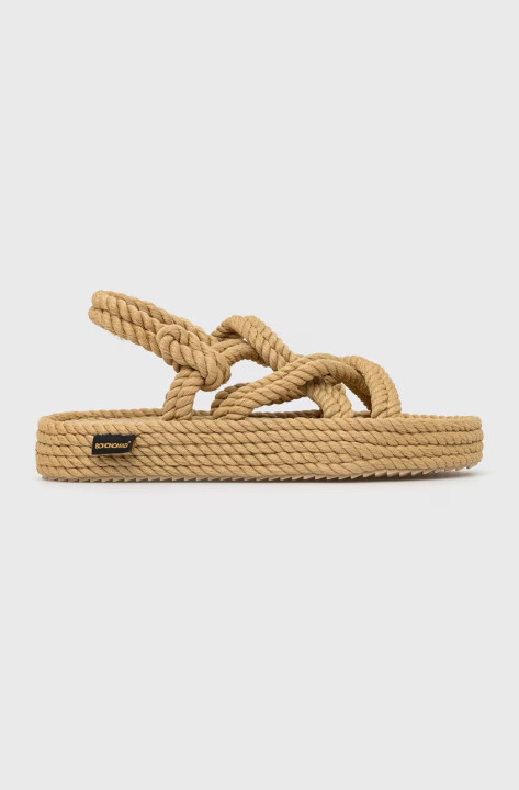 Galéria: 11 szandáltrend, amire a stílusos nők szavaznak 2025 nyarán