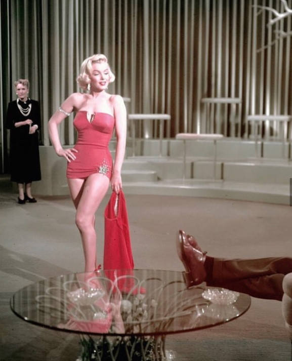 Galéria: Íme a filmtörténet 20 legikonikusabb fürdőruhás pillanatai