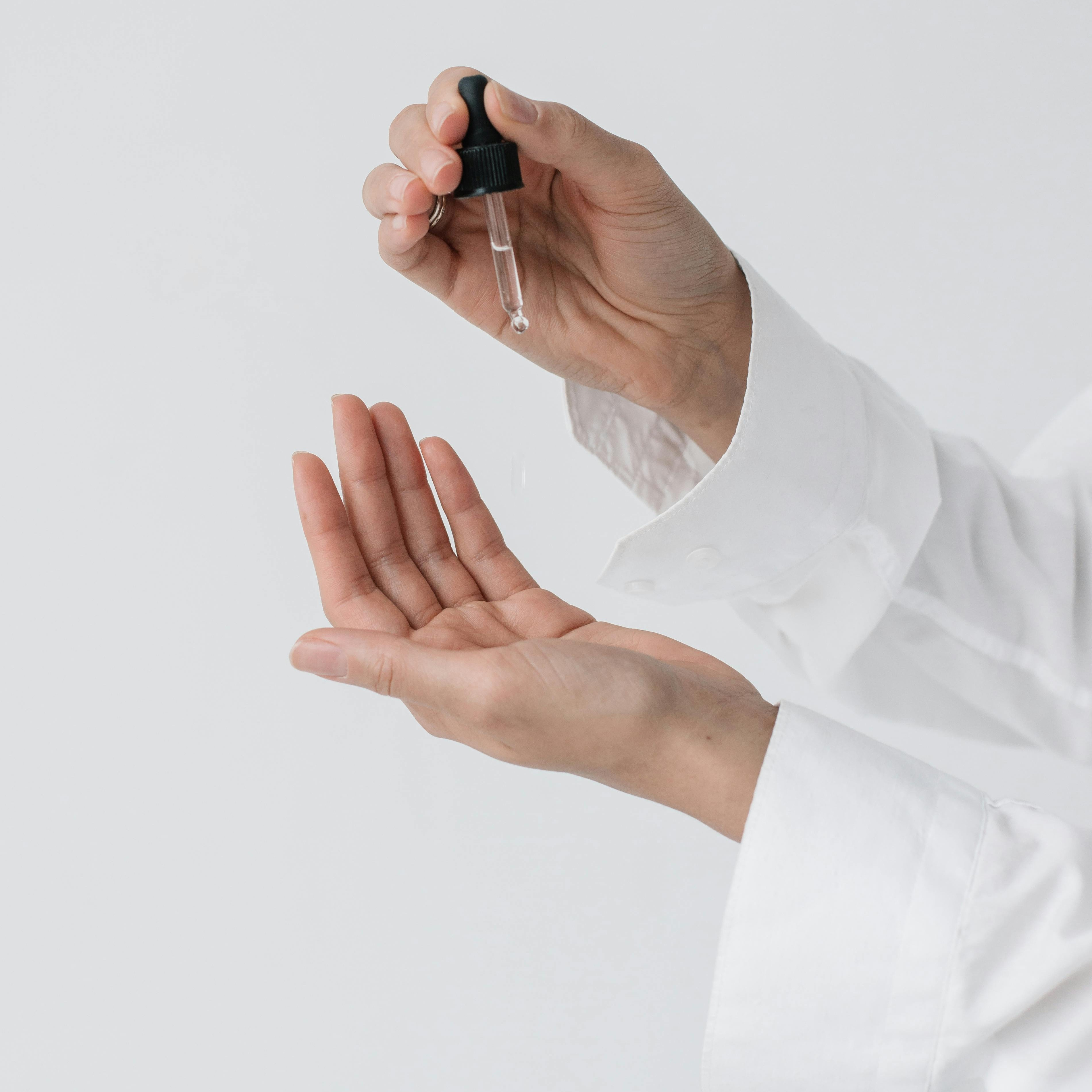 Galéria: Árthatnak a bőrnek és a hajnak: 8 nyári szépségápolási tévhit, aminek a legtöbben bedőlnek