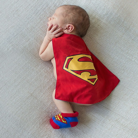 Galéria: Szuperhősök inspirálta cuki újszülött fotók