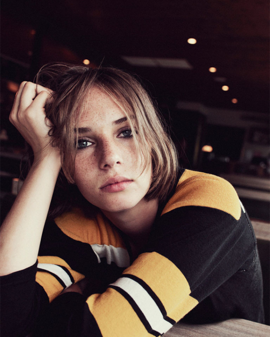 Galéria: Maya Thurman-Hawke első modellmunkája