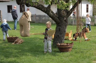 Borítókép: 3 szuper, családbarát ötlet a hosszú hétvégére és az őszi szünetre