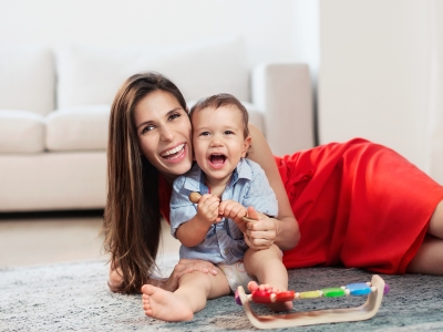 Borítókép: A pelenkacsere jó mulatság is lehet!