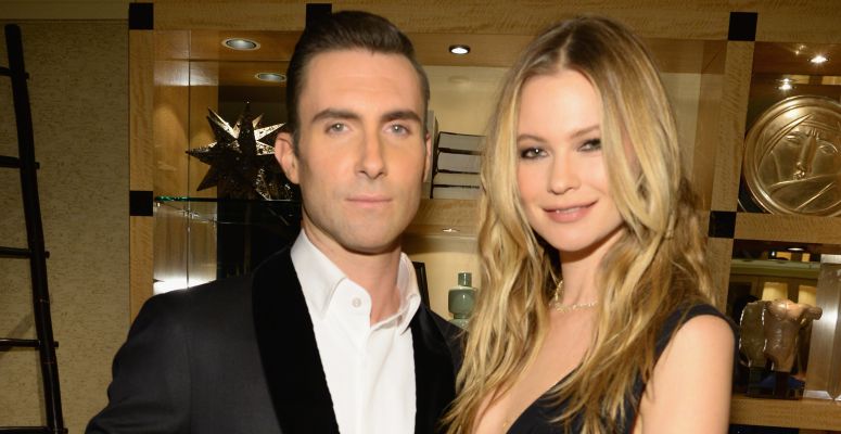 Legalább 10 gyereket szeretne Adam Levine és felesége