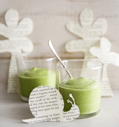 Borítókép: Tejfölös brokkolikrémleves az egészség jegyében