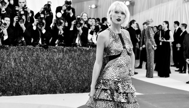 Borítókép: Nem hiszed el, ki Taylor Swift új pasija!