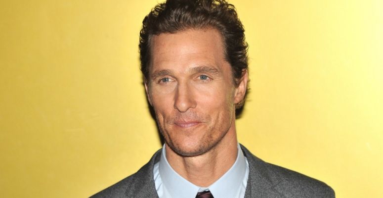 Fel se ismertük! Matthew McConaughey hosszú körmökkel és darkos fekete hajjal ijesztget