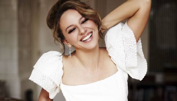 Borítókép: Pokorny Lia az InStyle fotózásán