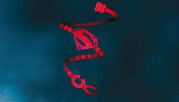 Borítókép: Viseld a csuklódon Superman jelét!