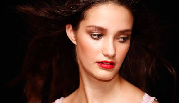 Borítókép: Bennfentes: Helló, fiatal magyar dizájnerek!