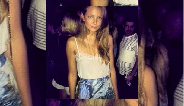 Borítókép: Mihalik Enikő magyar tervezőt népszerűsít