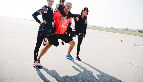 Borítókép: Runway Run: Jótékonysági félmaratonon futott Trokán Nóra és Epres Panni