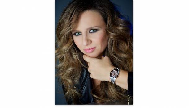 Borítókép: Pokorny Lia óranagykövet lett