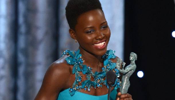 Borítókép: Lupita Nyong’o: Gucciban ragyog a 12 év rabszolgaság sztárja