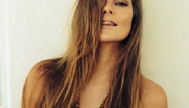 Borítókép: Mihalik Enikő szőke hajszínre váltott - Fotó!