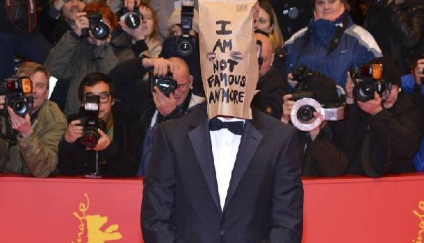 Borítókép: Így tüntetett Shia LaBeouf A nimfomániás berlini vetítésén