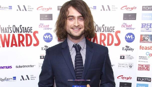 Borítókép: A férfi stílusa: Daniel Radcliffe meglepő imidzsváltása