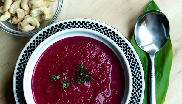 Borítókép: Egy laza kis főzés? - Kakukkfüves céklaleves