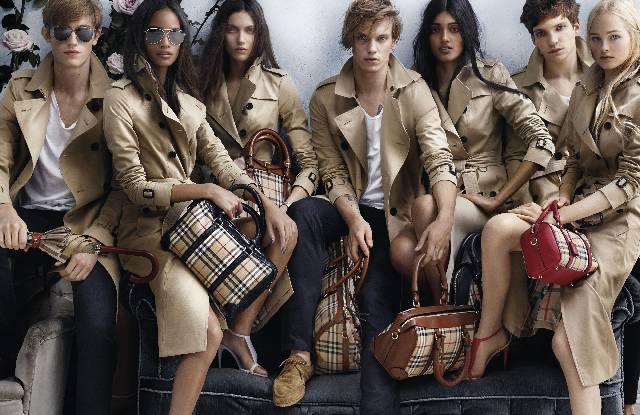 A Burberry tavasz-nyári kampánya