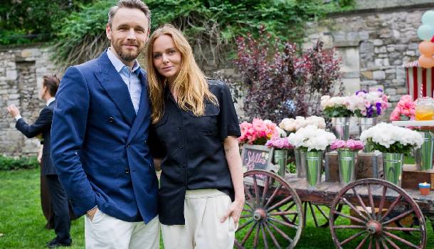 Borítókép: Stella McCartney egy meetingen ismerte meg a Nagy Őt