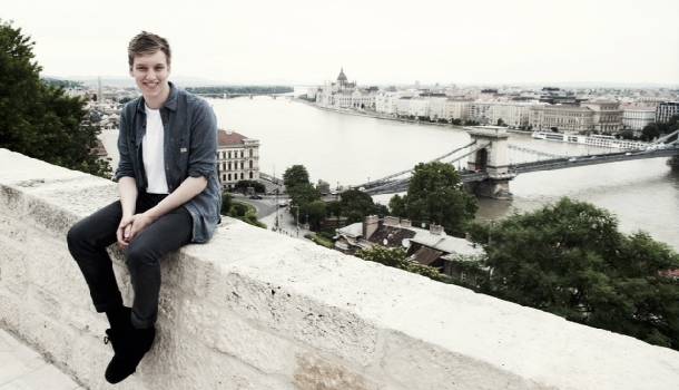 Borítókép: Exkluzív képek George Ezra budapesti látogatásáról 