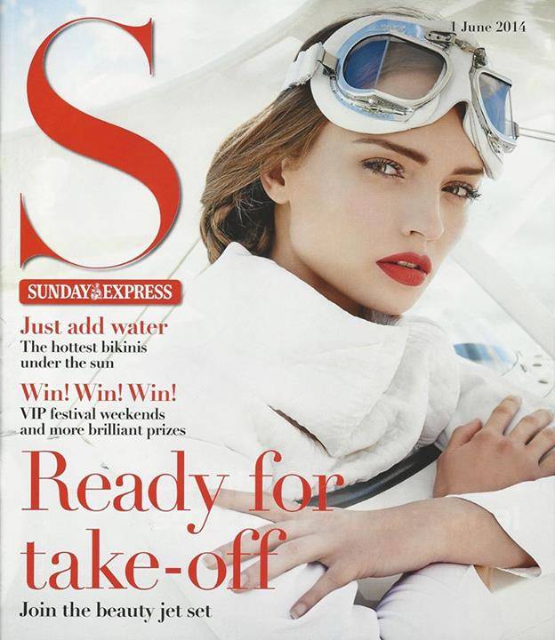 Napsugar von Bittera krációt visel az S magazin címlapján pózoló modell is