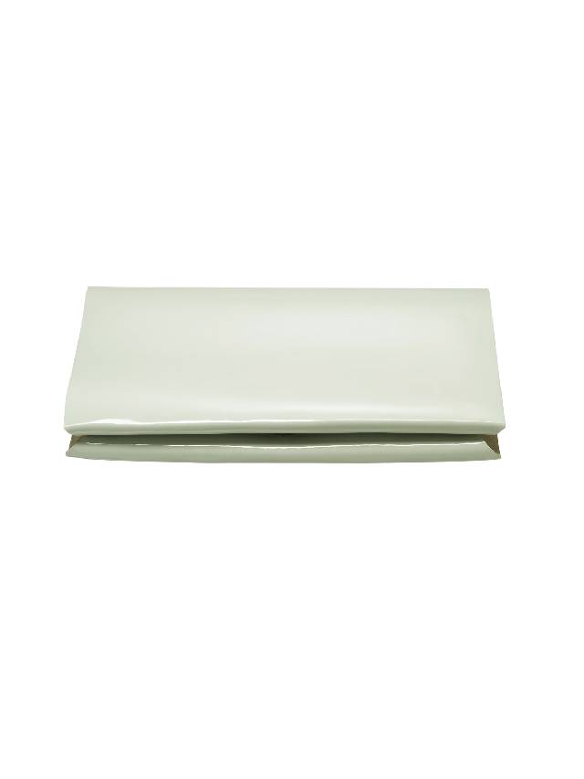 Menta színű bőr laptáska, Cos, 89 Eur (kb. 27 200 Ft), cosstores.com